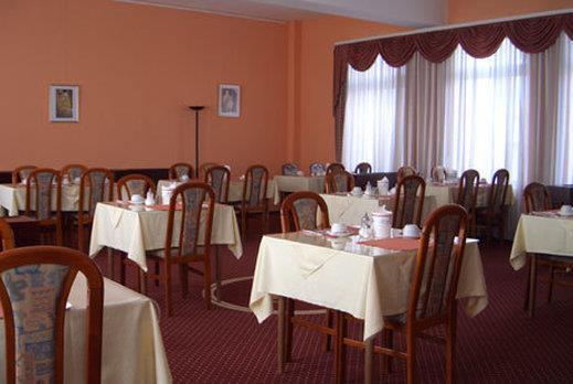 Hotel Alpenblick Garni Иберлинген Ресторан фото